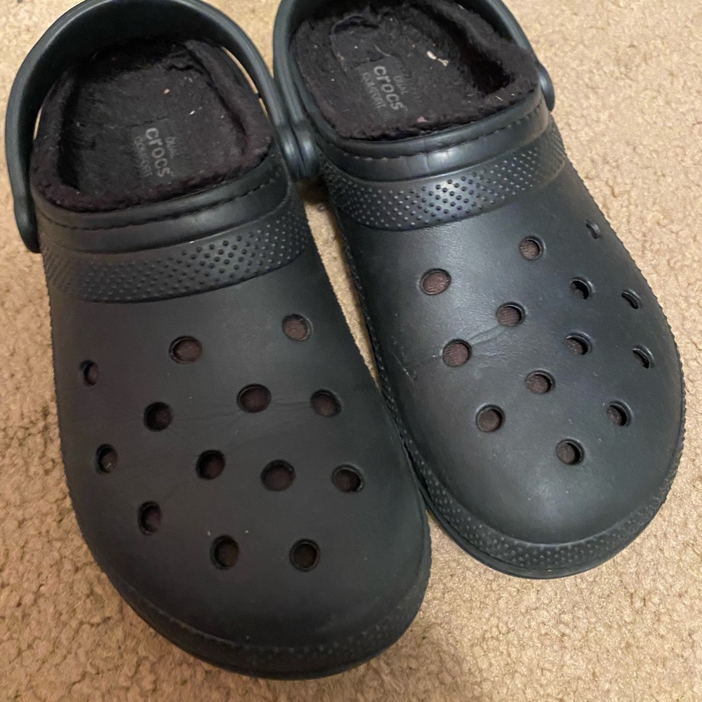 Black Fur Crocs